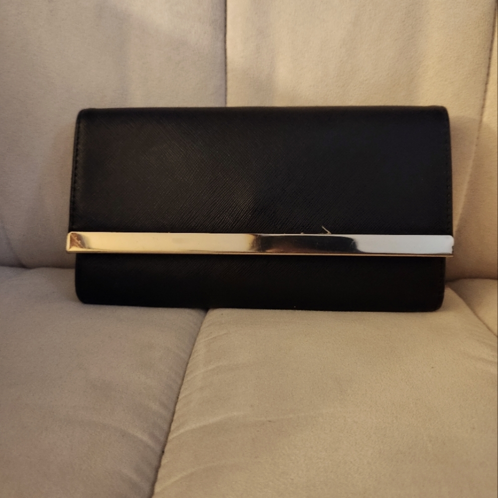 Black wallet